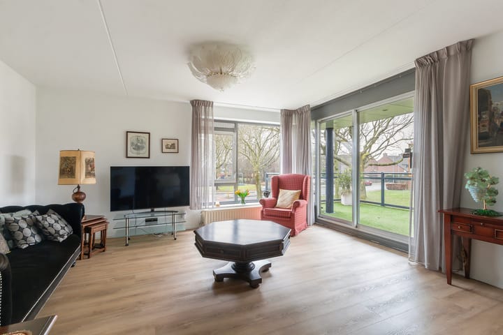 Foto 12 van Rusthout 8