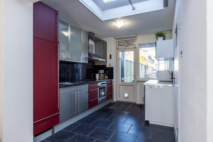 Photo 11 of Engerstraat 45