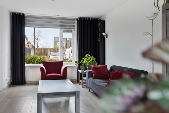 Photo 15 of Meidoorn 23