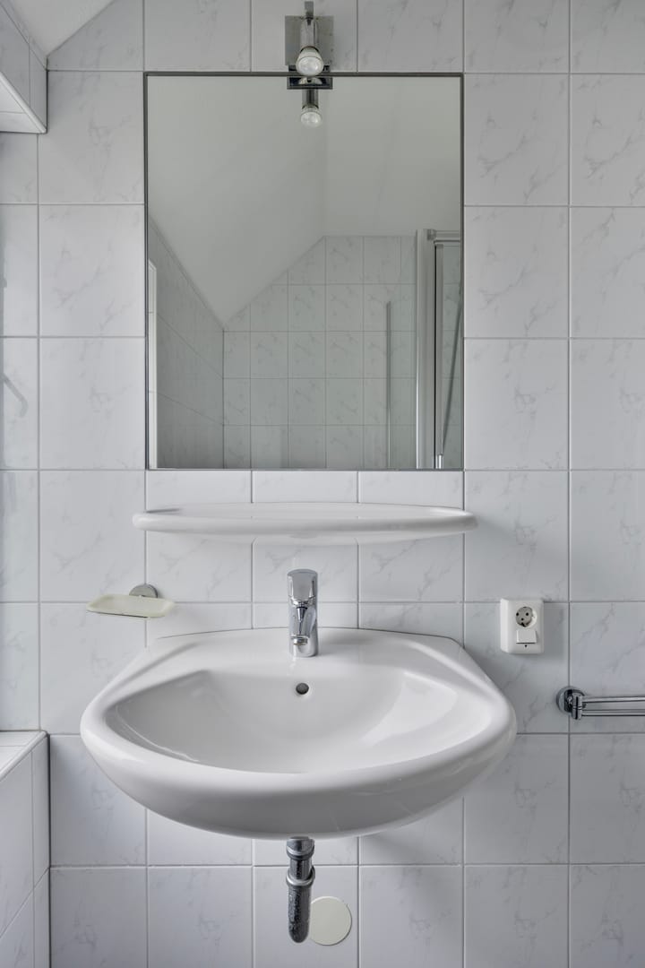 Photo 30 of Meidoorn 23