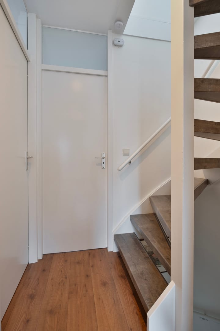 Photo 33 of Meidoorn 23