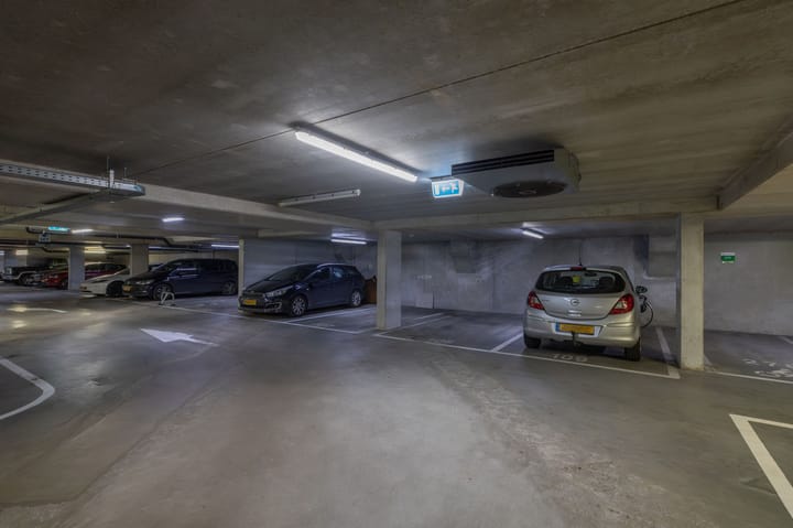 Photo 14 of Botersloot 467