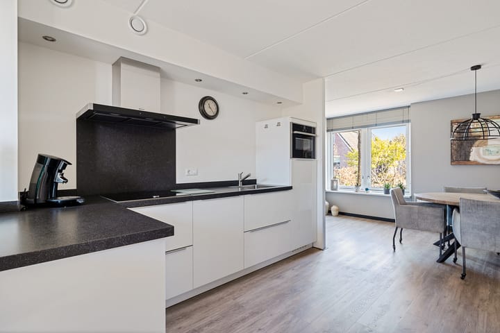 Foto 11 van De Linden 28