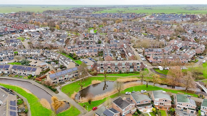 Photo 49 of Watersnip 50