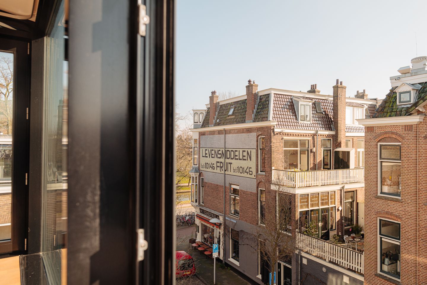 Foto 19 van Schroeder van der Kolkstraat 1-A