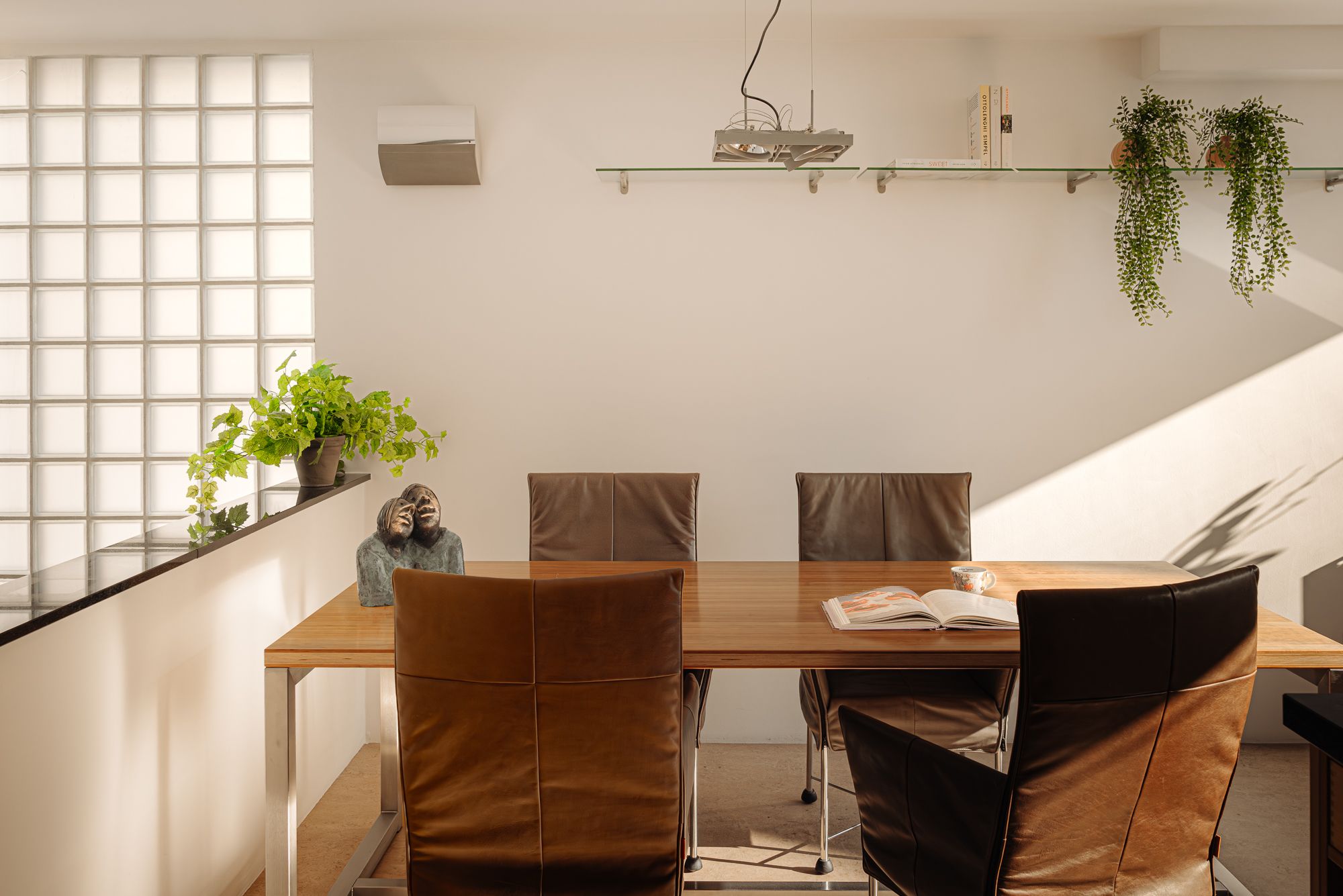 Foto 21 van Schroeder van der Kolkstraat 1-A