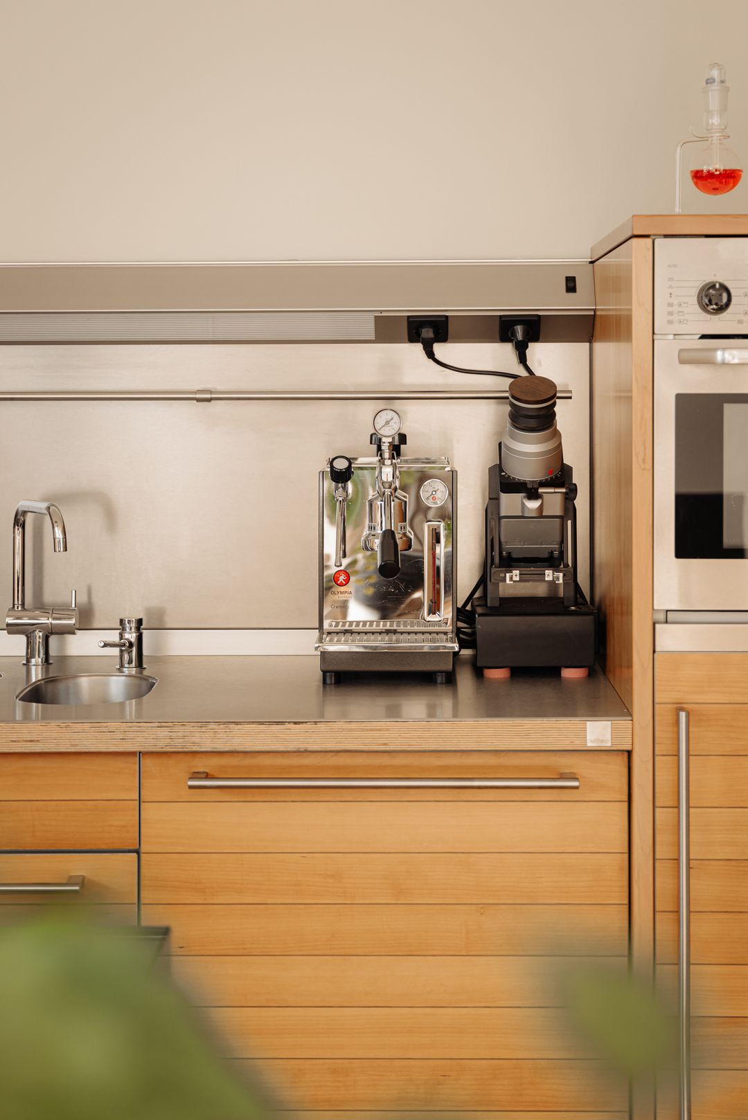 Foto 22 van Schroeder van der Kolkstraat 1-A