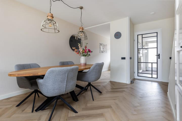 Photo 19 of Waalstraat 18