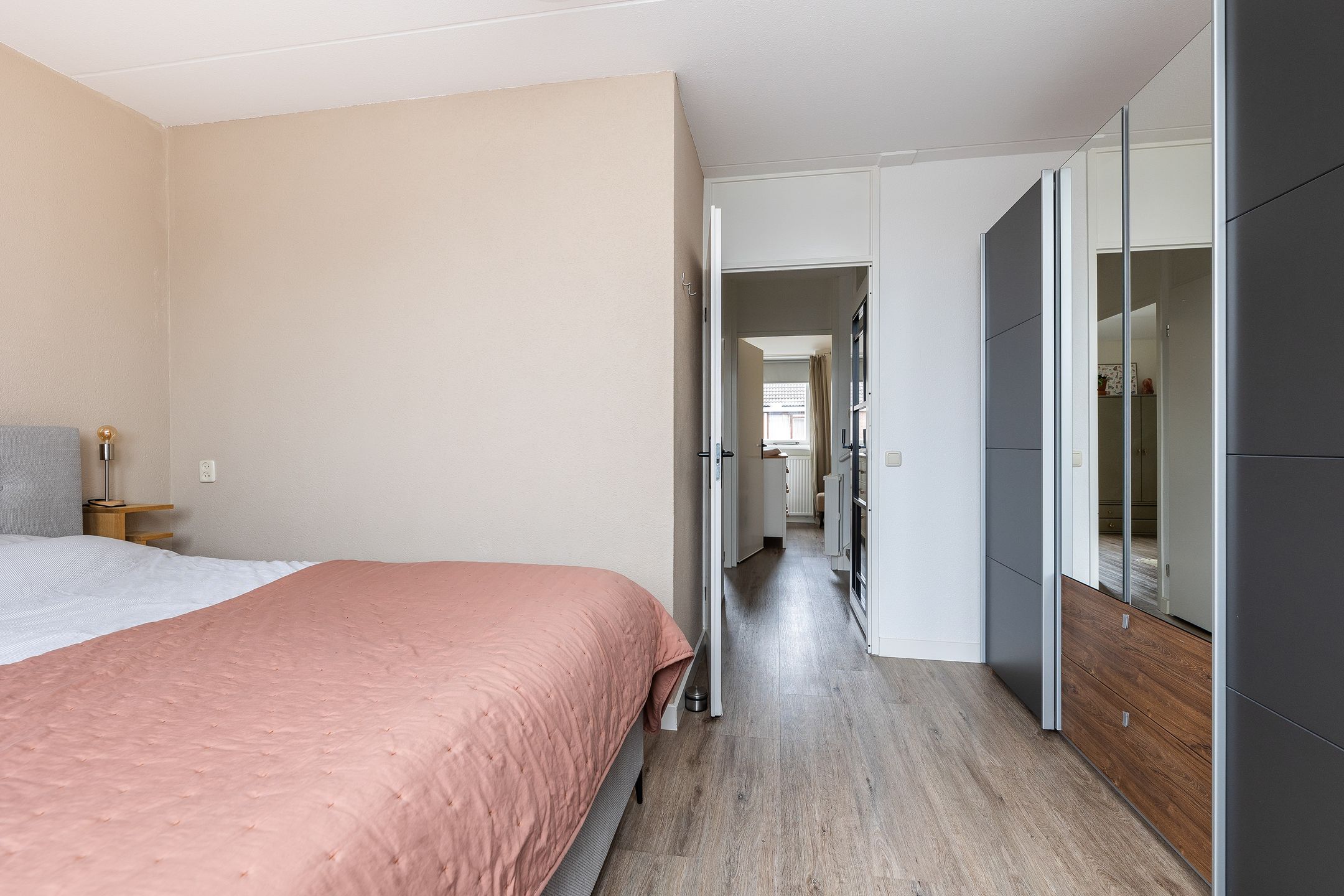 Foto 24 van Waalstraat 18