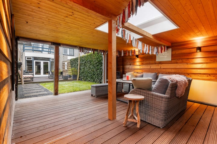 Photo 35 of Waalstraat 18