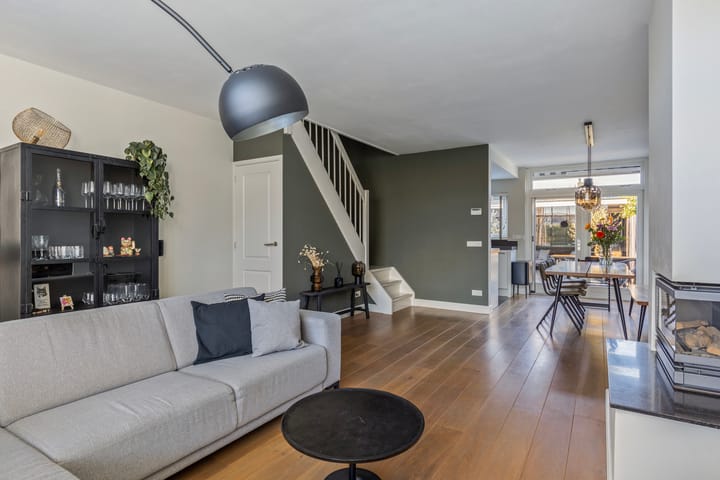 Foto 4 van Albert Schweitzerstraat 3