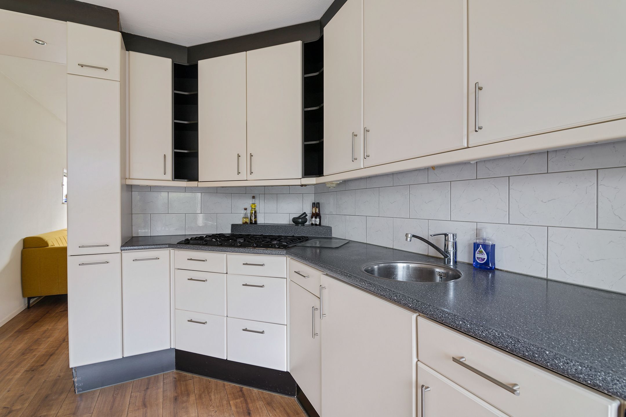 Photo 18 of Reinder Brolsmawei 14