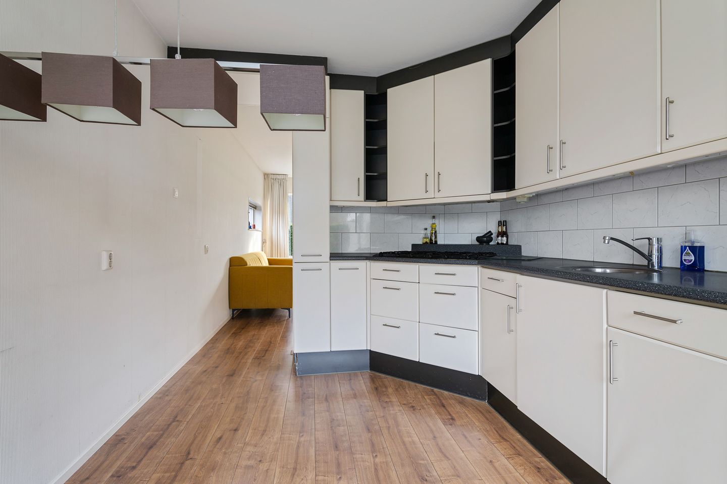 Photo 19 of Reinder Brolsmawei 14