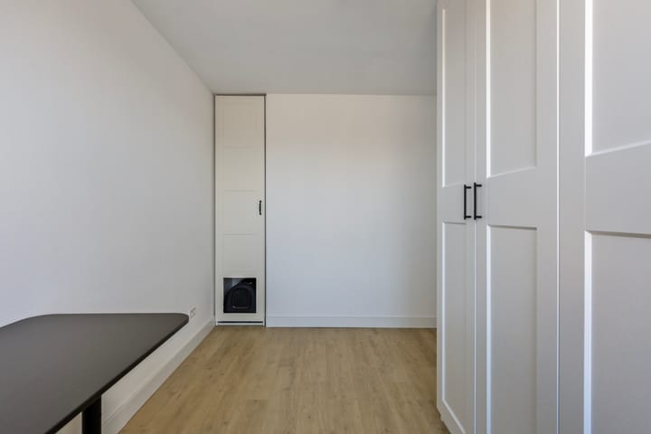 Photo 24 of Albert Schweitzerstraat 3