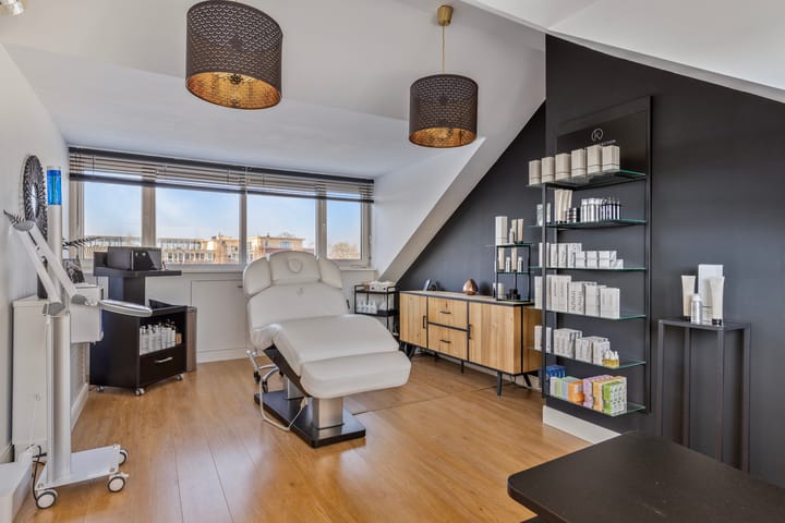 Photo 26 of Albert Schweitzerstraat 3