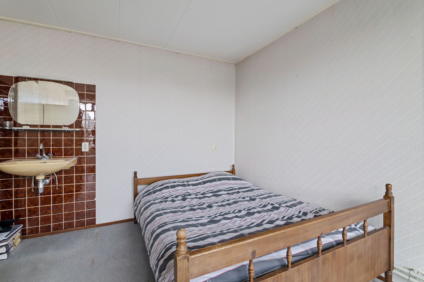 Photo 34 of Reinder Brolsmawei 14