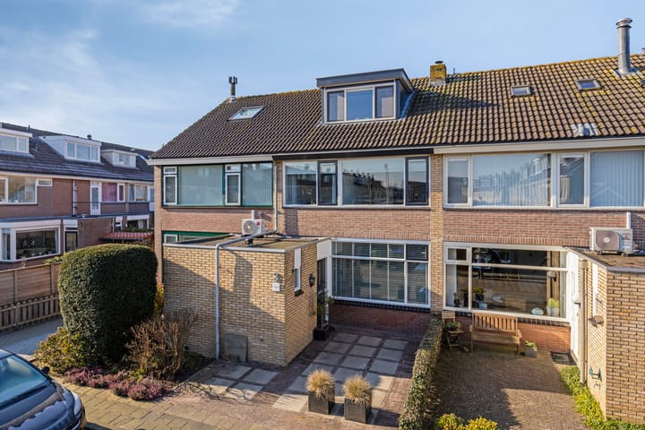 Photo 28 of Albert Schweitzerstraat 3