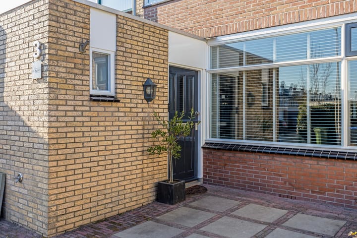 Photo 29 of Albert Schweitzerstraat 3