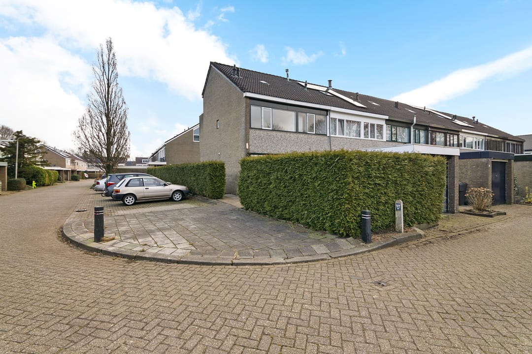 Photo 47 of Reinder Brolsmawei 14