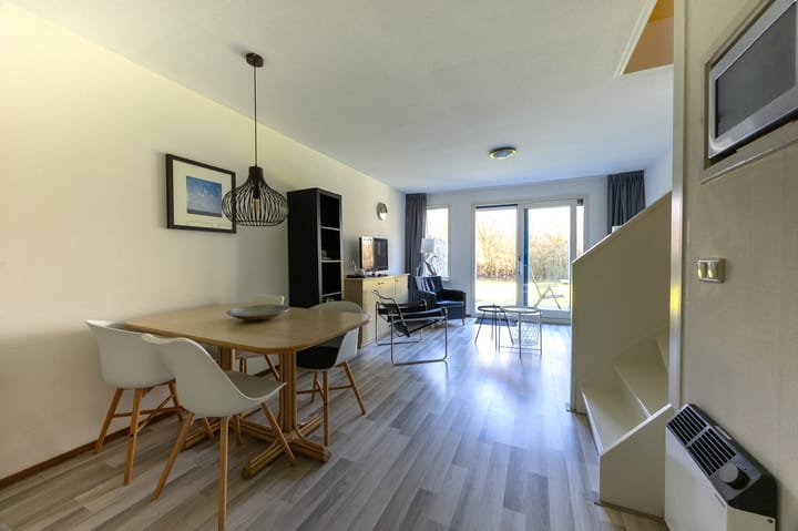 Foto 2 van Oosterhiemweg 1-072