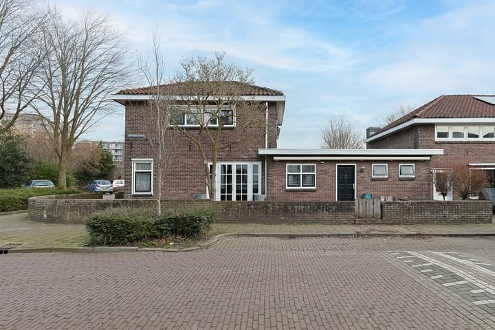 Foto 3 van Aarkade 74
