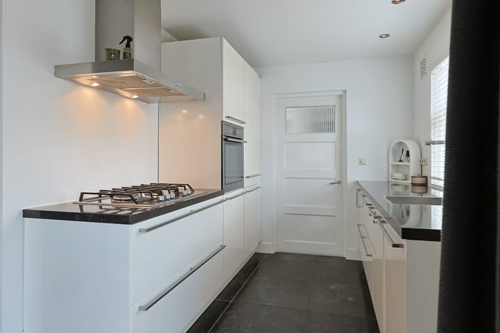 Foto 13 van Aarkade 74