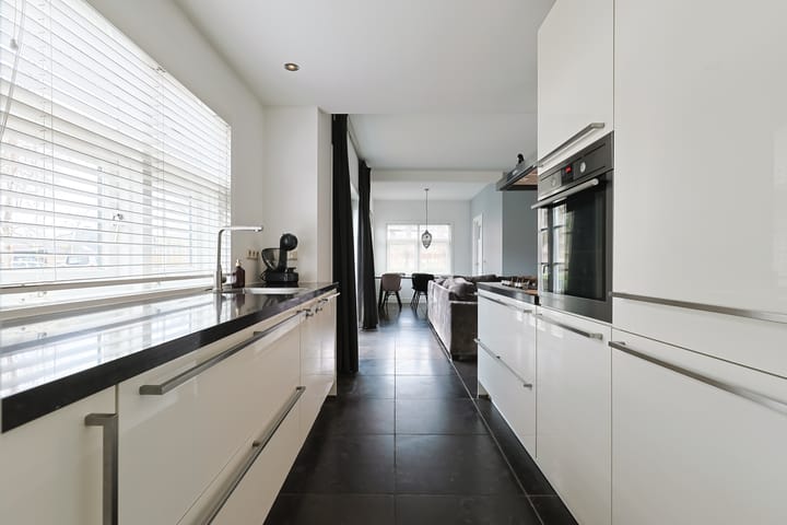 Foto 14 van Aarkade 74