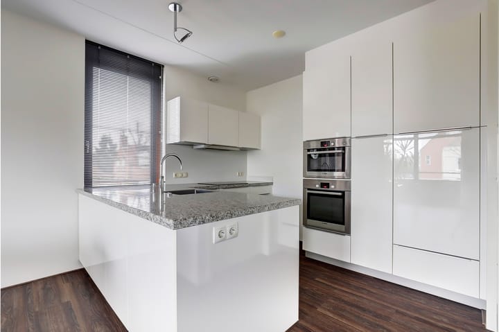 Foto 13 van Molenstraat 4