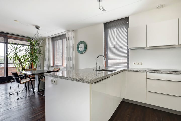 Foto 14 van Molenstraat 4