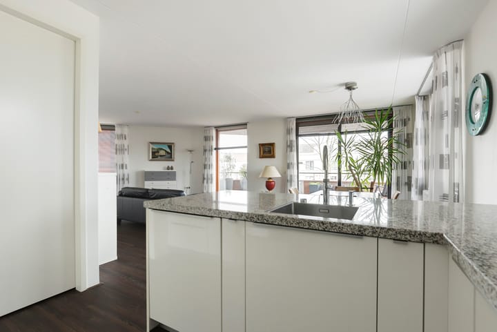 Foto 15 van Molenstraat 4