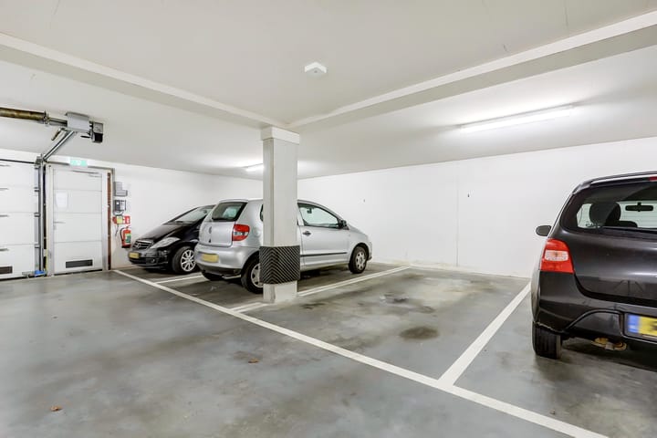 Foto 25 van Molenstraat 4