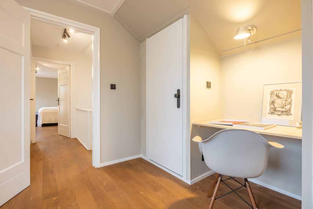 Photo 41 of Kalanderstraat 28