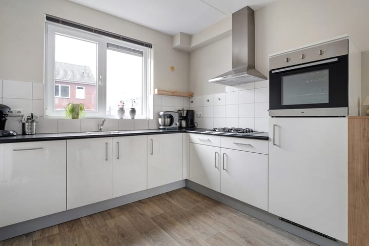 Foto 6 van Ennikstraat 5