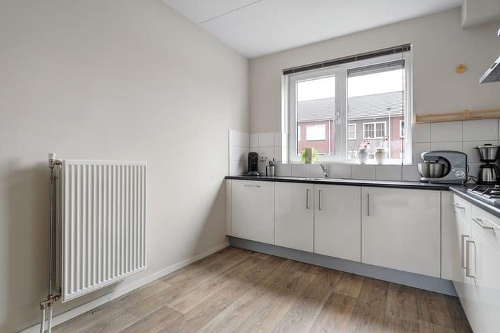 Foto 7 van Ennikstraat 5