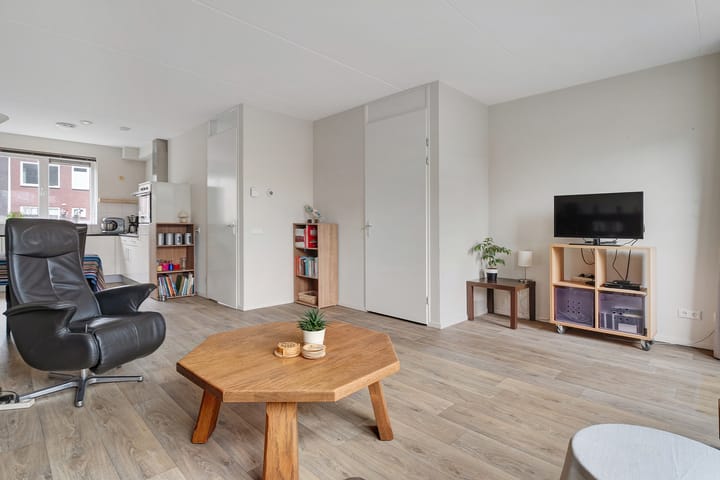 Foto 11 van Ennikstraat 5