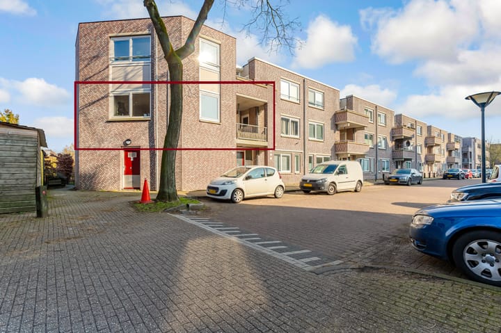 Foto 2 van Naardingerland 66