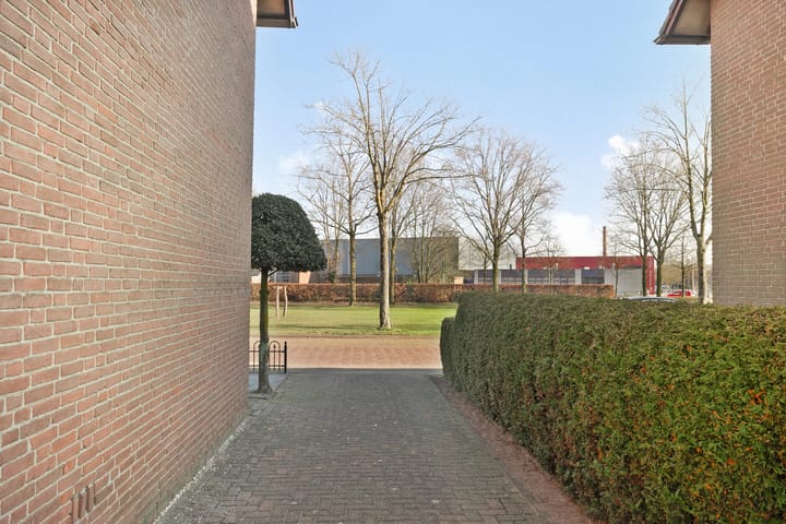 Foto 37 van Lijsterstraat 28