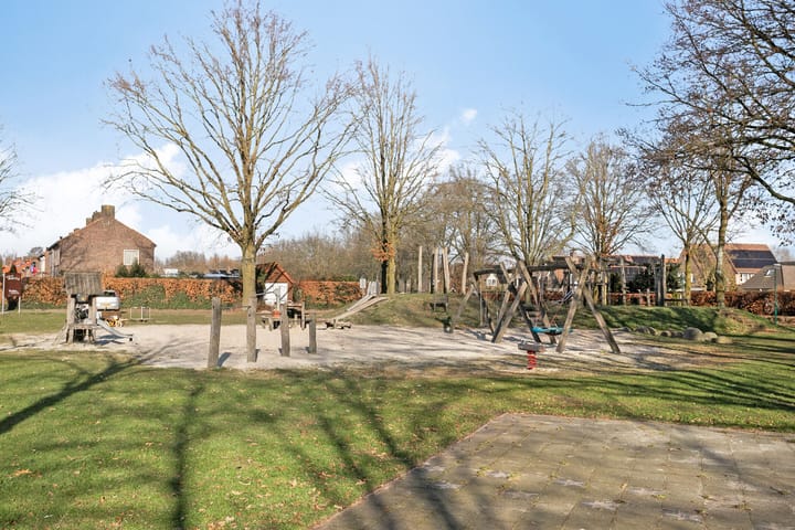 Foto 41 van Lijsterstraat 28