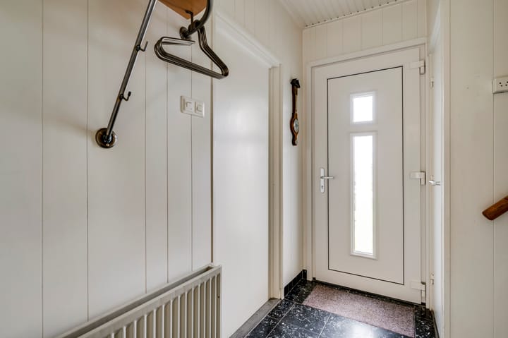 Foto 6 van Heldenseweg 15