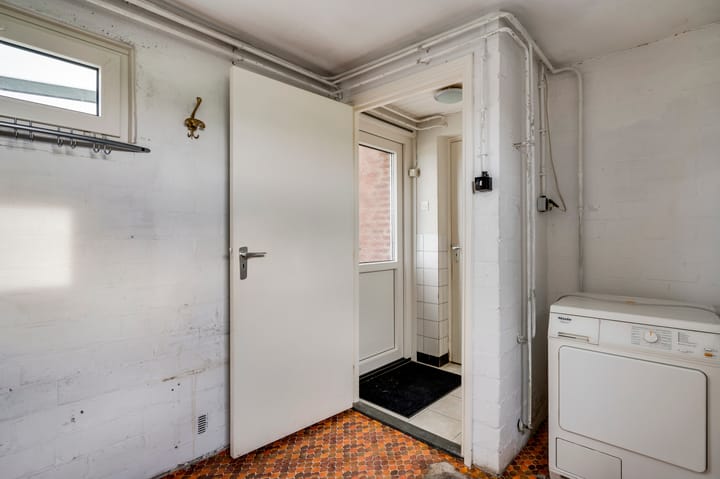 Foto 16 van Heldenseweg 15