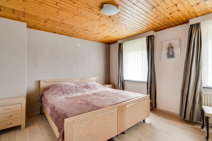 Foto 21 van Heldenseweg 15