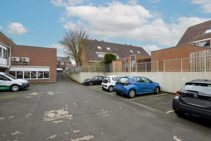 Foto 25 van Zandeveltplein 15