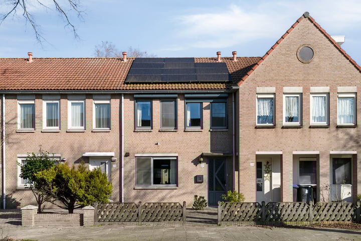Bekijk foto van Zevenaarlaan 27