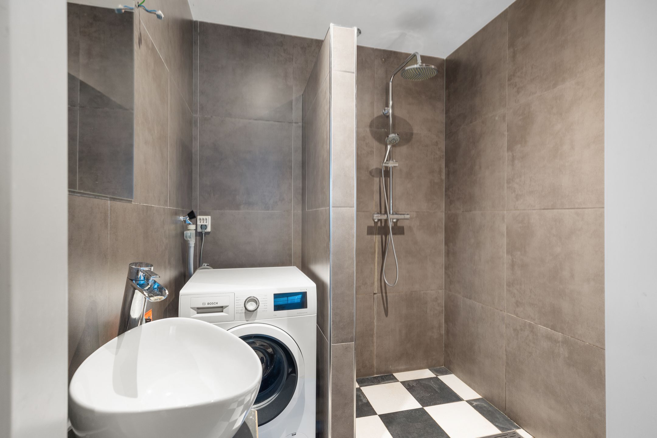 Foto 36 van Veerstraat 38-C