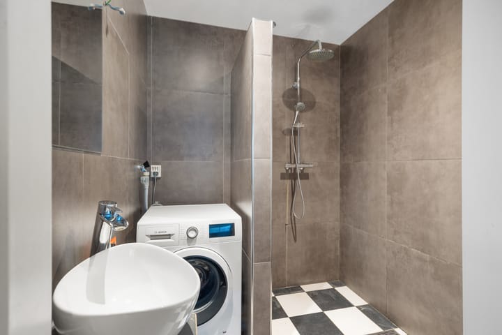 Foto 36 van Veerstraat 38-C