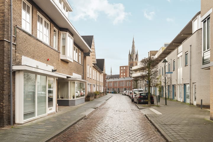 Foto 39 van Veerstraat 38-C