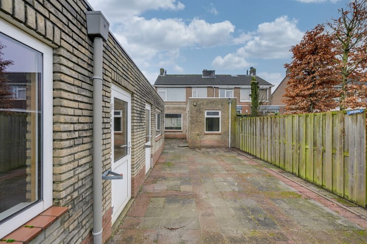 Foto 33 van Hofstraat 18