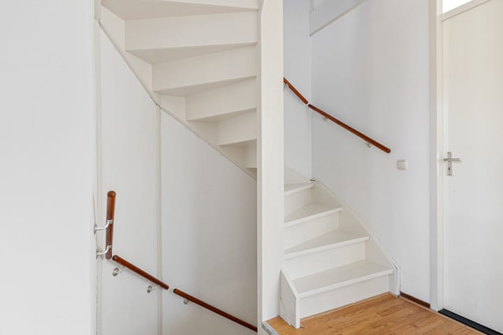 Foto 15 van Schepen Leijdeckerstraat 15