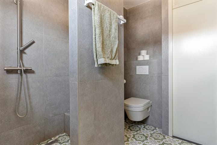 Foto 25 van Schepen Leijdeckerstraat 15