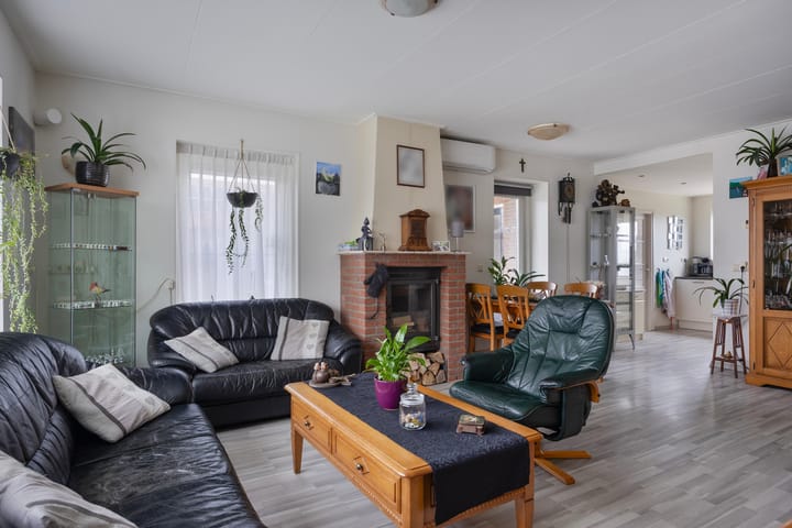 Foto 11 van Schoolstraat 20